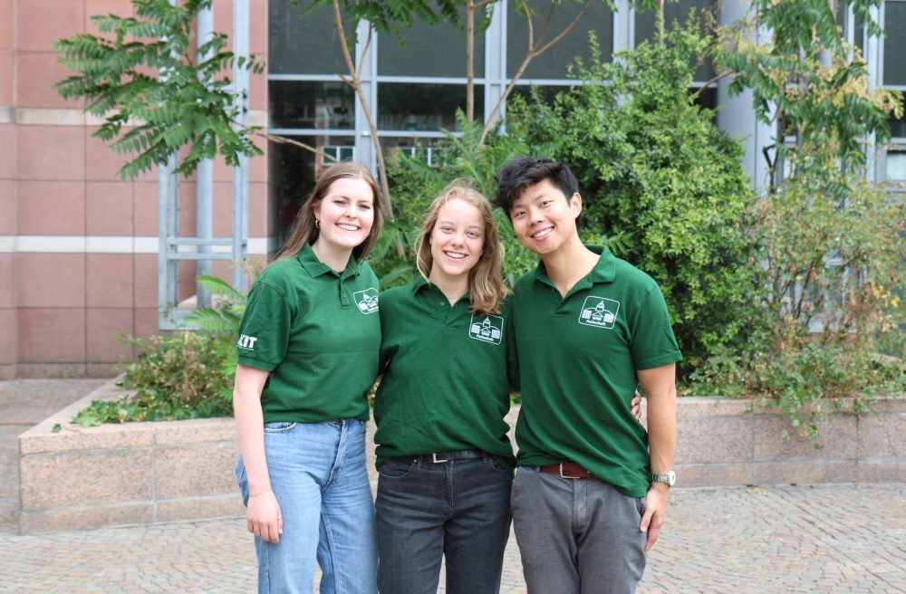 Referat Master Erstsemester betehend aus Marie Szabadi, Cara Ilgemann, Bien Tran